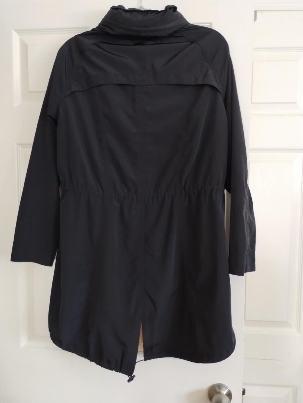 Sale! Athleta Drip Drop  Black Jacket Medium - Picture 3 of 7